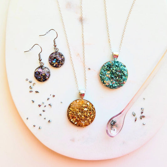 DIY Glass Gem Pendants Jewelry Bar 