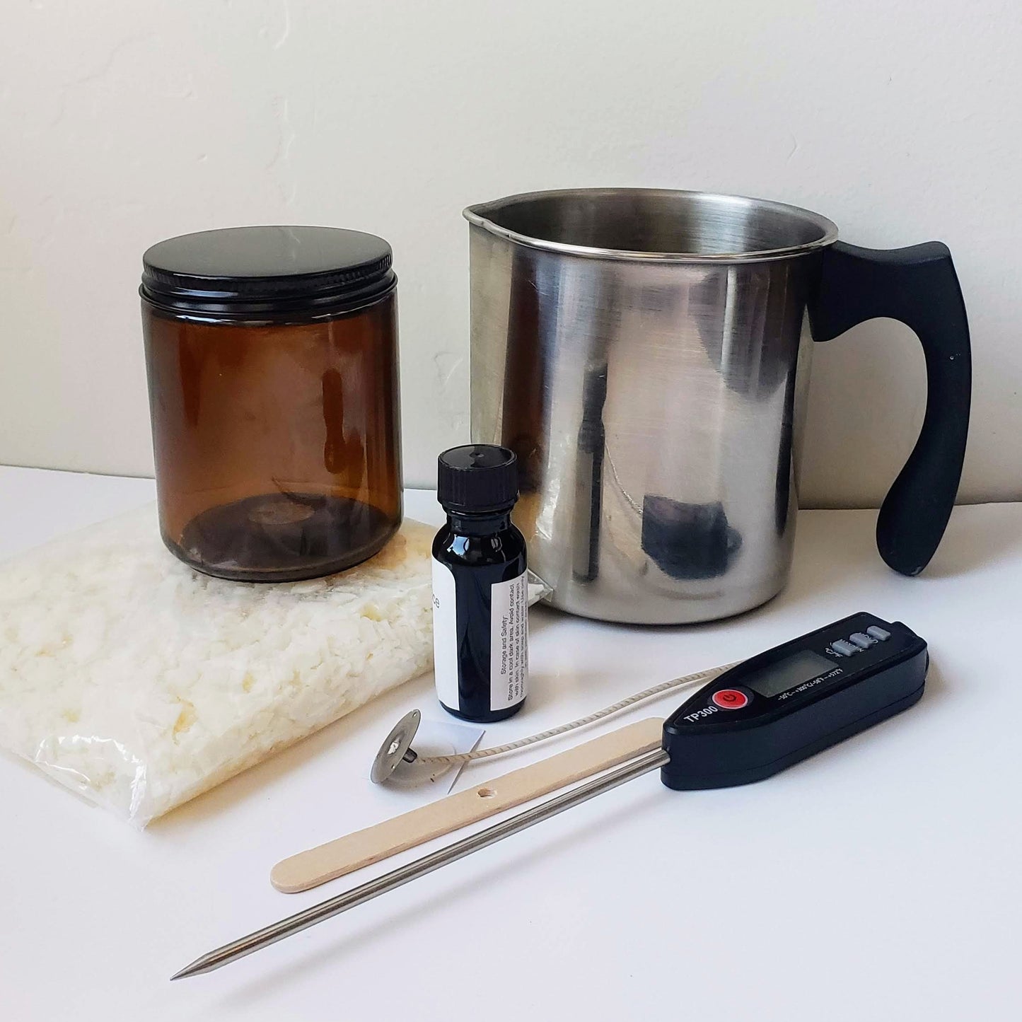 [Virtual] Seasonal Soy Wax Candle Making Class