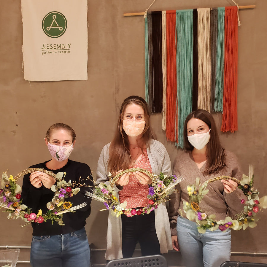 dried floral wreath making class