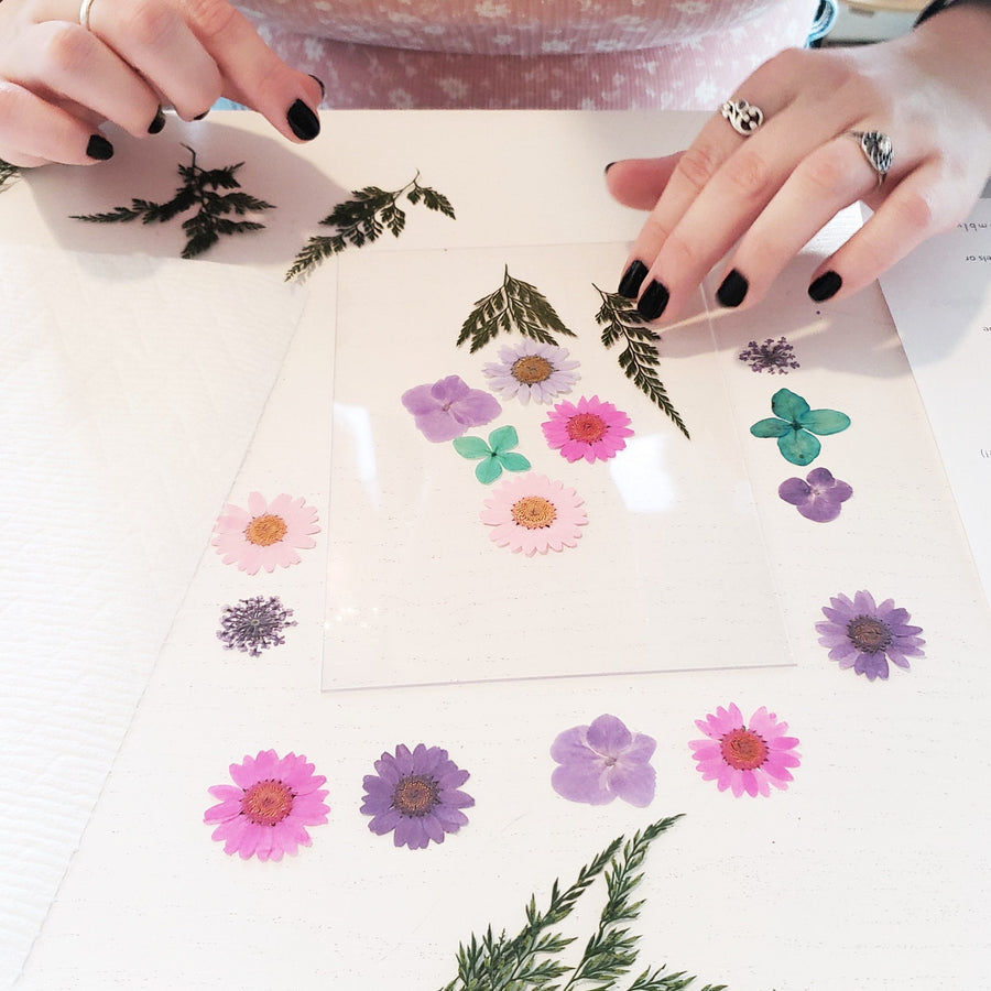 Online] Pressed Flower Collage Class – Assembly: gather + create