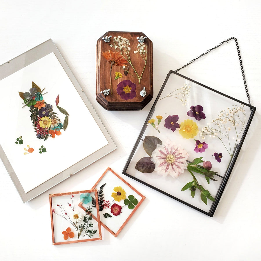 Pressed Flower Collage Workshop – Assembly: gather + create