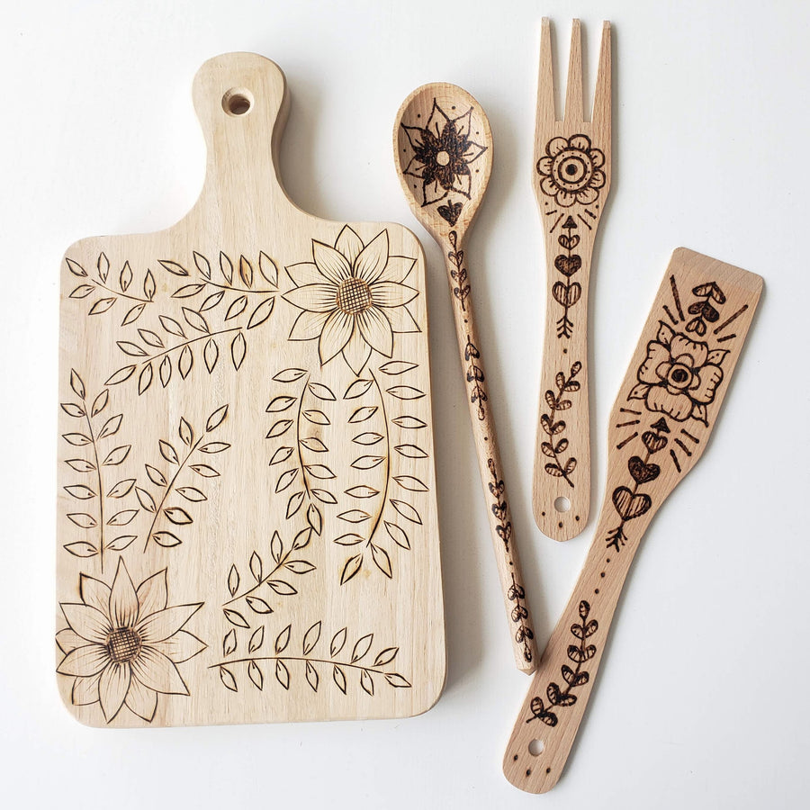 Pyrography Wood Burning Workshop – Assembly: gather + create